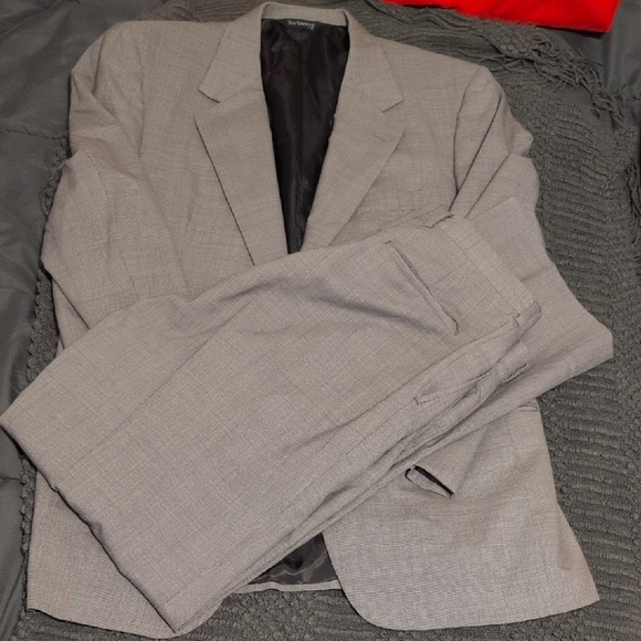 Authentic Burberry Mens Suit Size M-L Long Gray - Made In Italy 2400 Retail